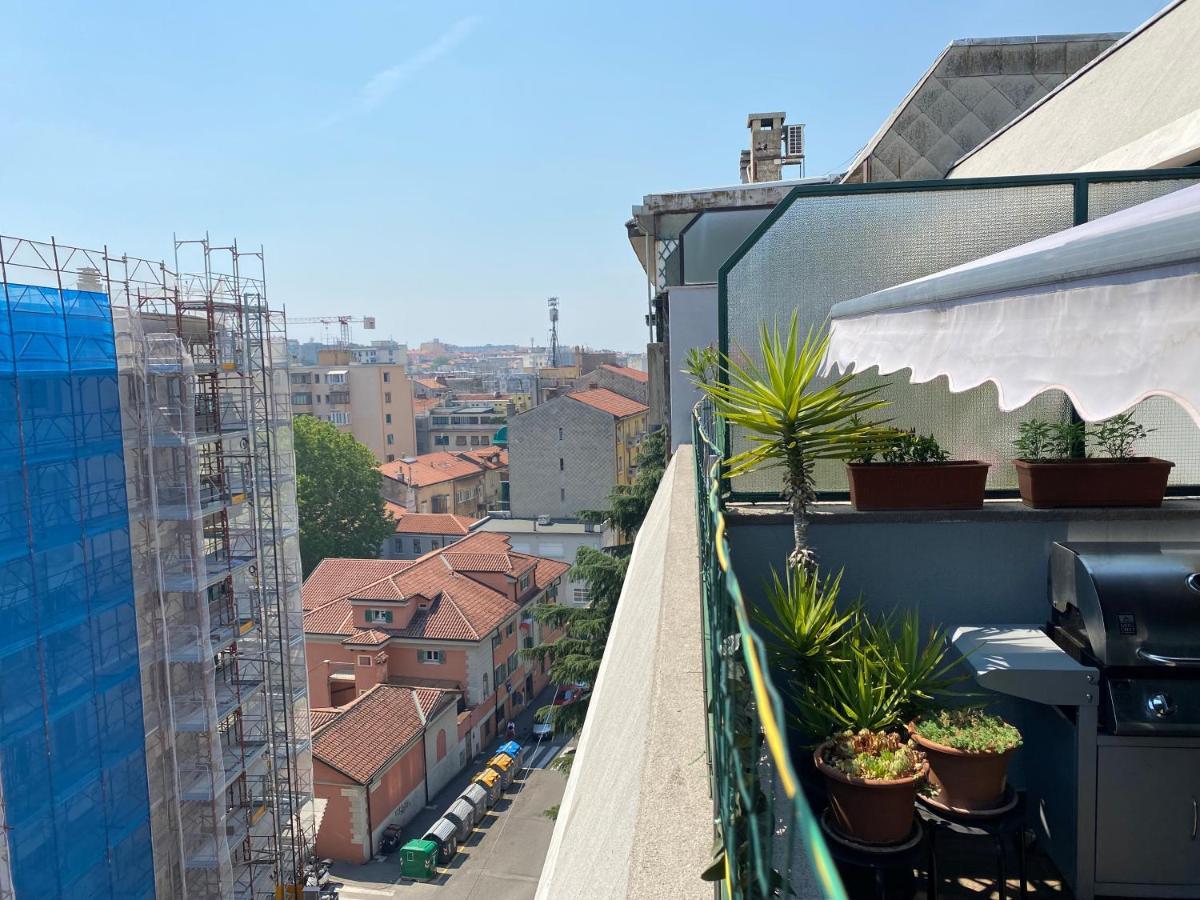Appartamento La Terrazza Trieste Luaran gambar